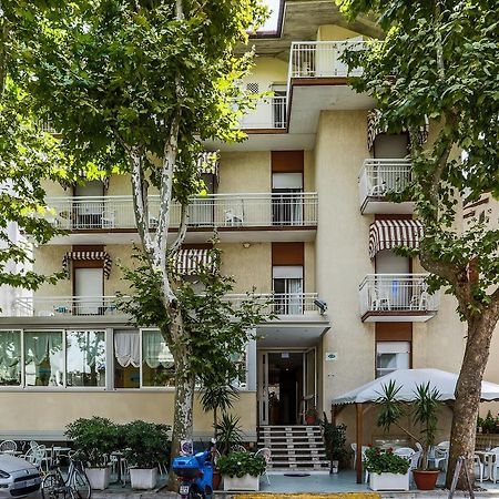 Hotel Elisabetta 2 Stelle Cattolica Luaran gambar