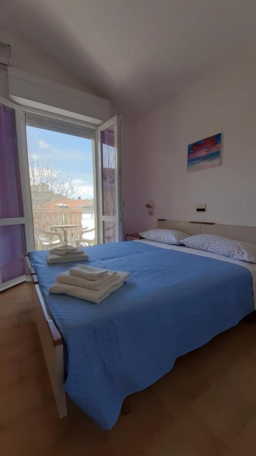 Hotel Elisabetta 2 Stelle Cattolica Luaran gambar