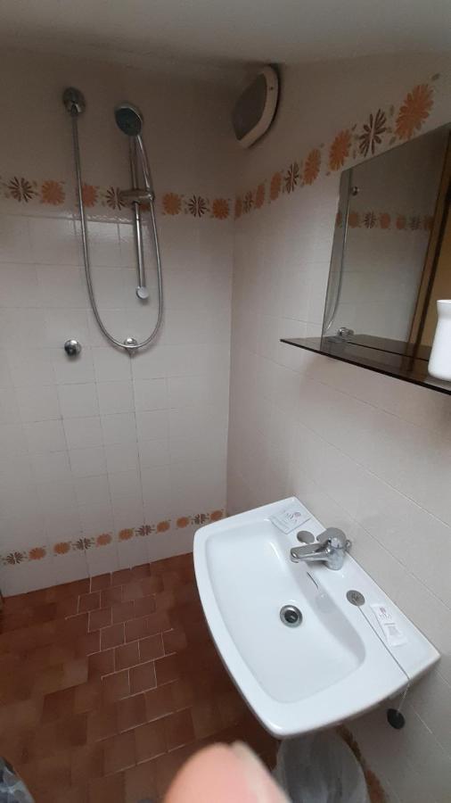 Hotel Elisabetta 2 Stelle Cattolica Bilik gambar